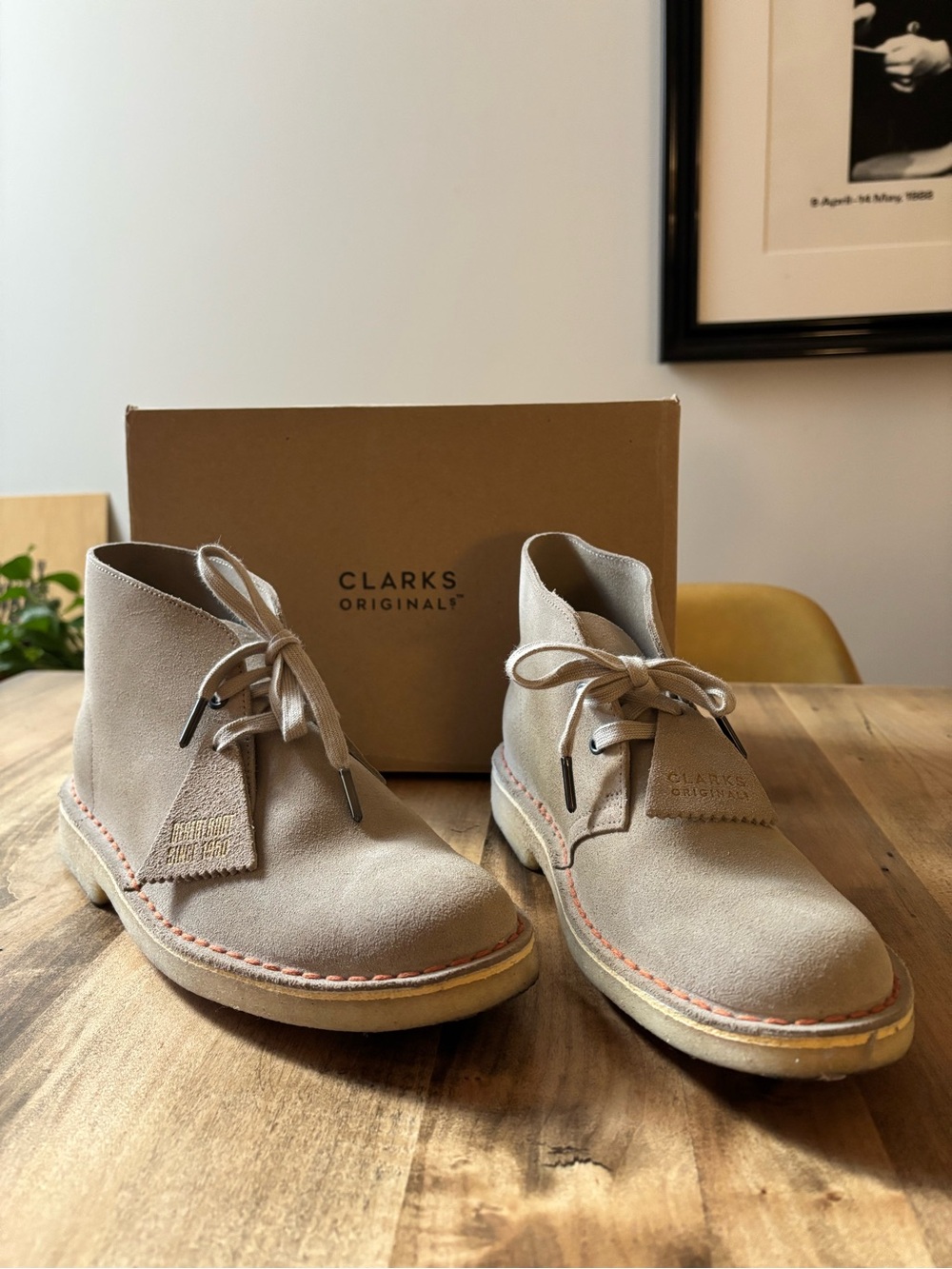 Clarks Originals Desert Boots | Men’s Size EU 40 Desert Boot in Light Beige